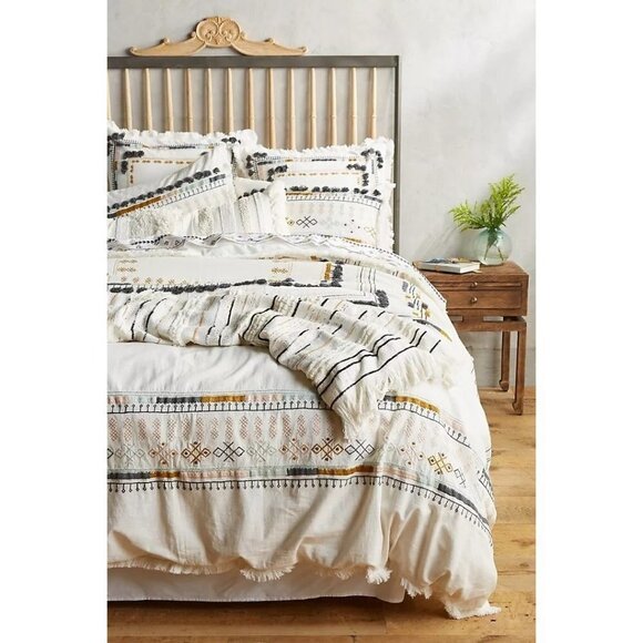 NEW Anthropologie Textured Kessabine Twin Duvet Cover Embroidered Patchwork - Picture 2 of 10